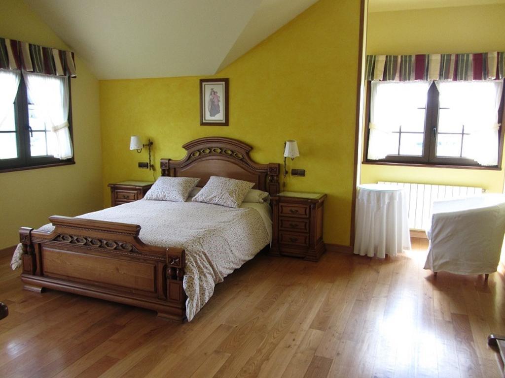 Вилла Vivienda Sampedri Сантильяна-дель-Мар Номер фото
